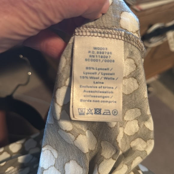 Boden Peasant Tunic blouse Womens 12 wool blend Tan/White long sleeves office - Picture 7 of 7